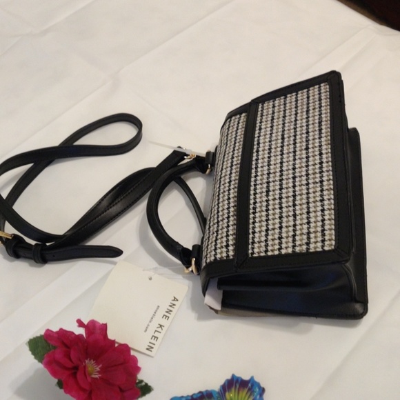 ANNE KLEIN Women's shoulder bag with trim - Picture 2 of 9